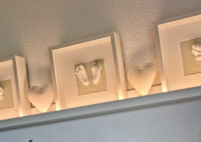 Hand- und Fußabdrücke