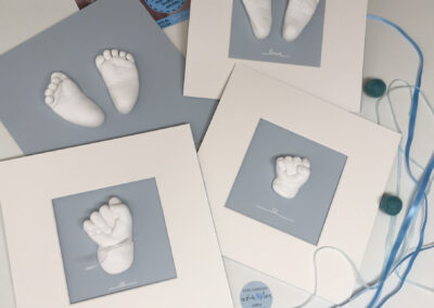 Hand- und Fußabdrücke